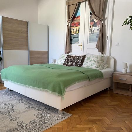 Forst-Haz Apartman Eger Luaran gambar