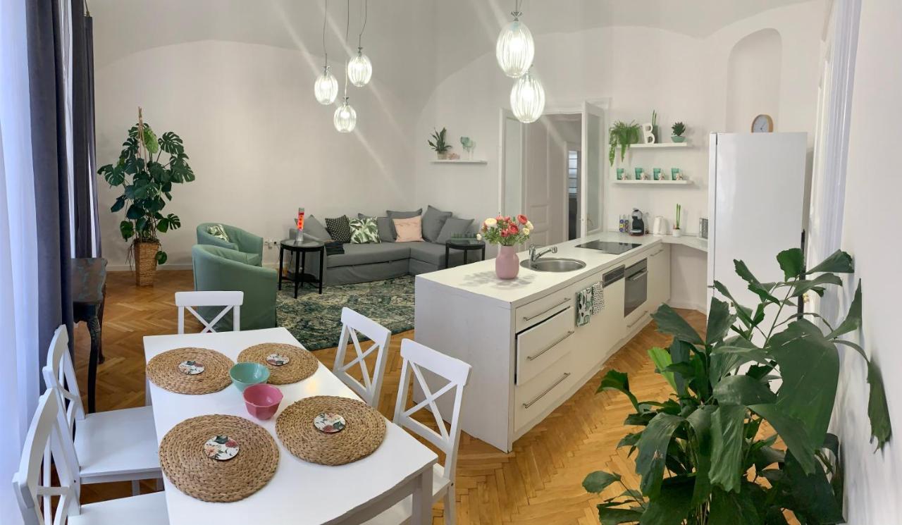 Forst-Haz Apartman Eger Luaran gambar