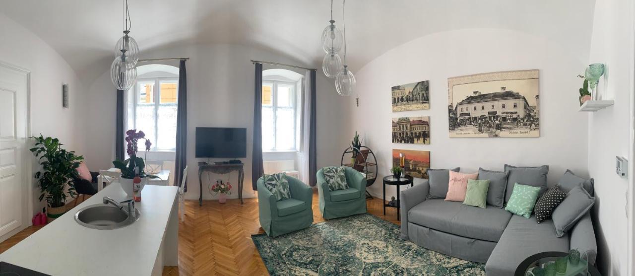 Forst-Haz Apartman Eger Luaran gambar